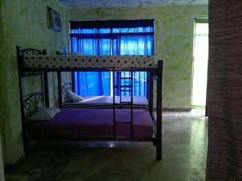 Orquideas Hostel Cancún Esterno foto